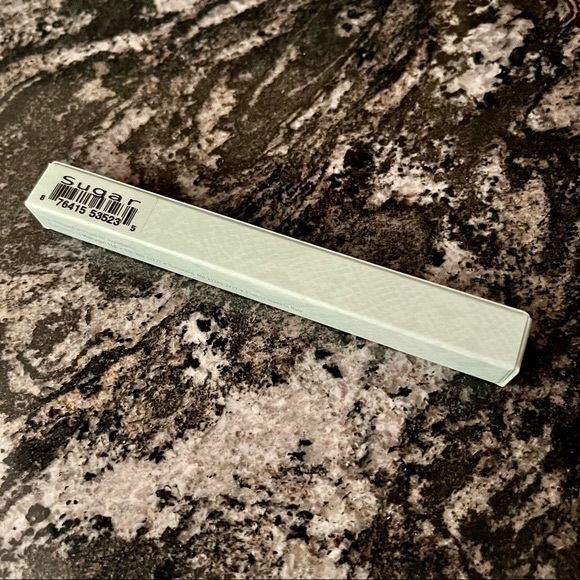 🌸3/$25 🆕 RARE Mally Beauty Age Rebel Waterproof Eyeshadow Stick in Sugar Shade - Picture 4 of 10